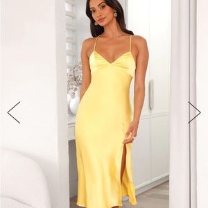 NWT Hellomolly Yellow Satin Midi dress with Slit size Small US 4